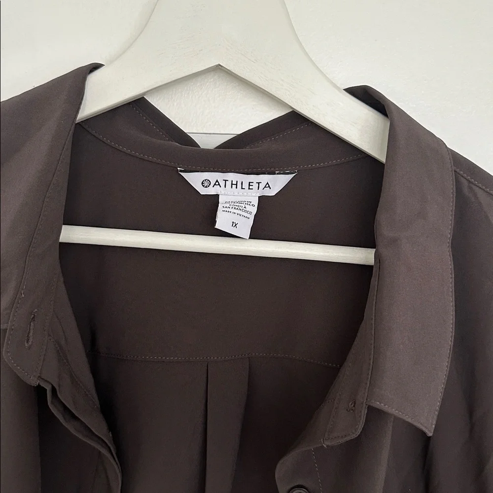 Athleta Urbinate Top 2.0 Brown Button Down Shirt 1X NWT Loose Fit $119 - Picture 2 of 6